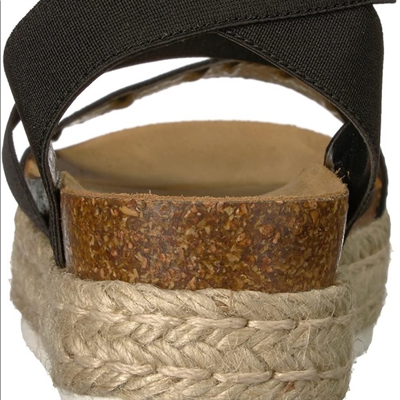 Steve Madden Women's Kimmie Wedge Sandal Black - Picture 2 of 5